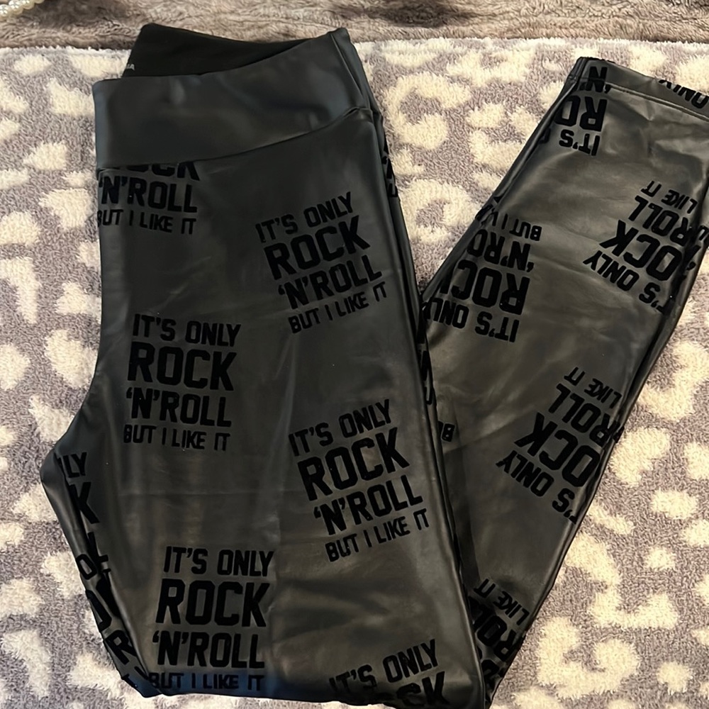 Black pleather leggings. Size large